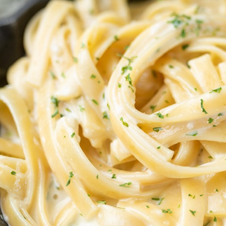 Creamy Garlic Parmesan Pasta in One Pot