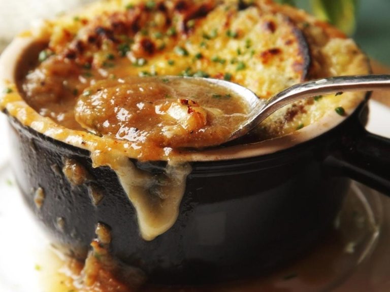 French Onion Soup – comfort food recipe from France