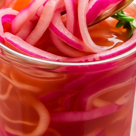 Red onion pickle