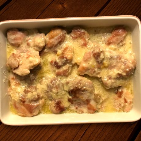 Easy Chicken Shkmeruli – Authentic Georgian Garlic Chicken in Creamy Sauce